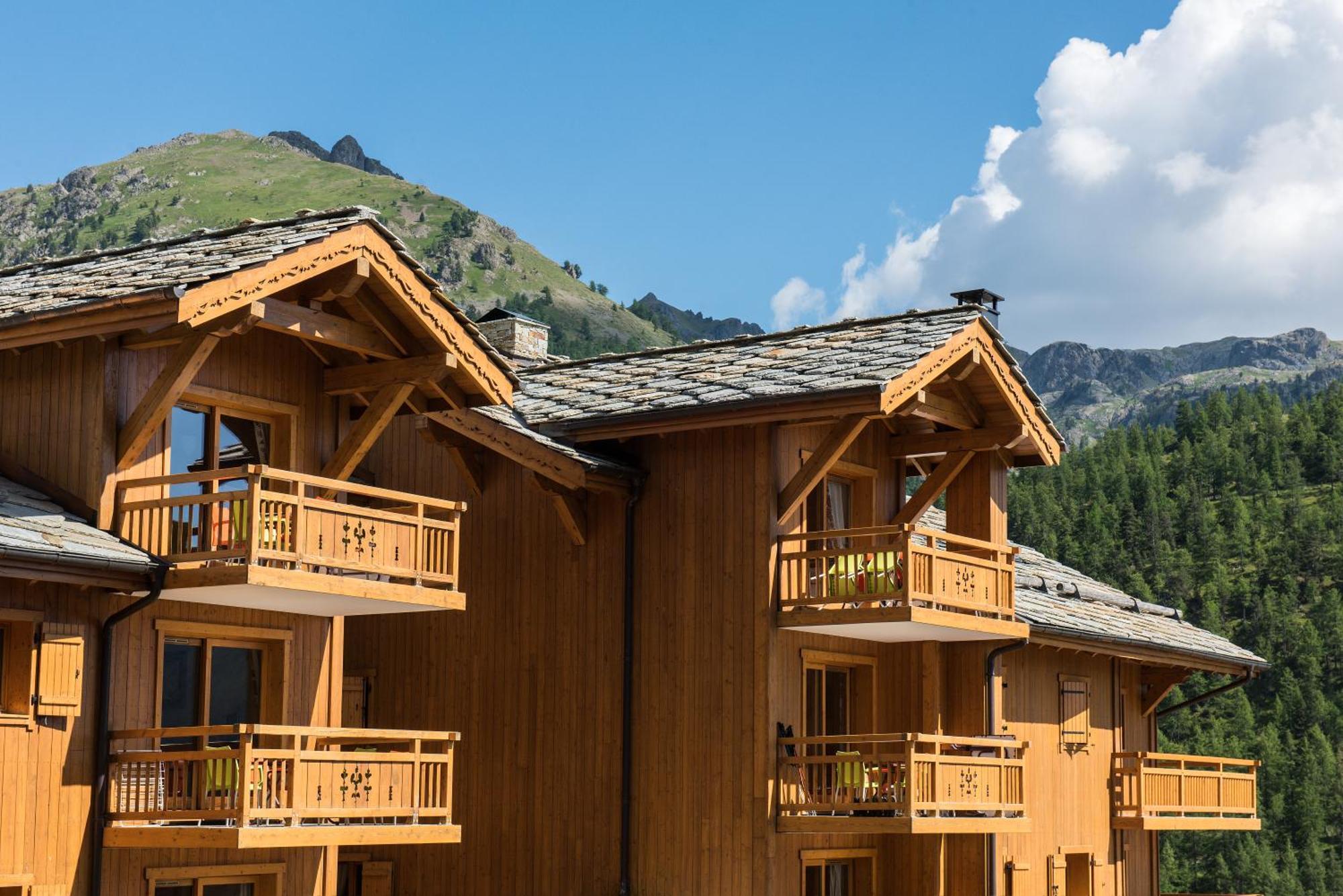 Cgh Residences & Spas Le Chalet Des Dolines Montgenevre Exterior photo
