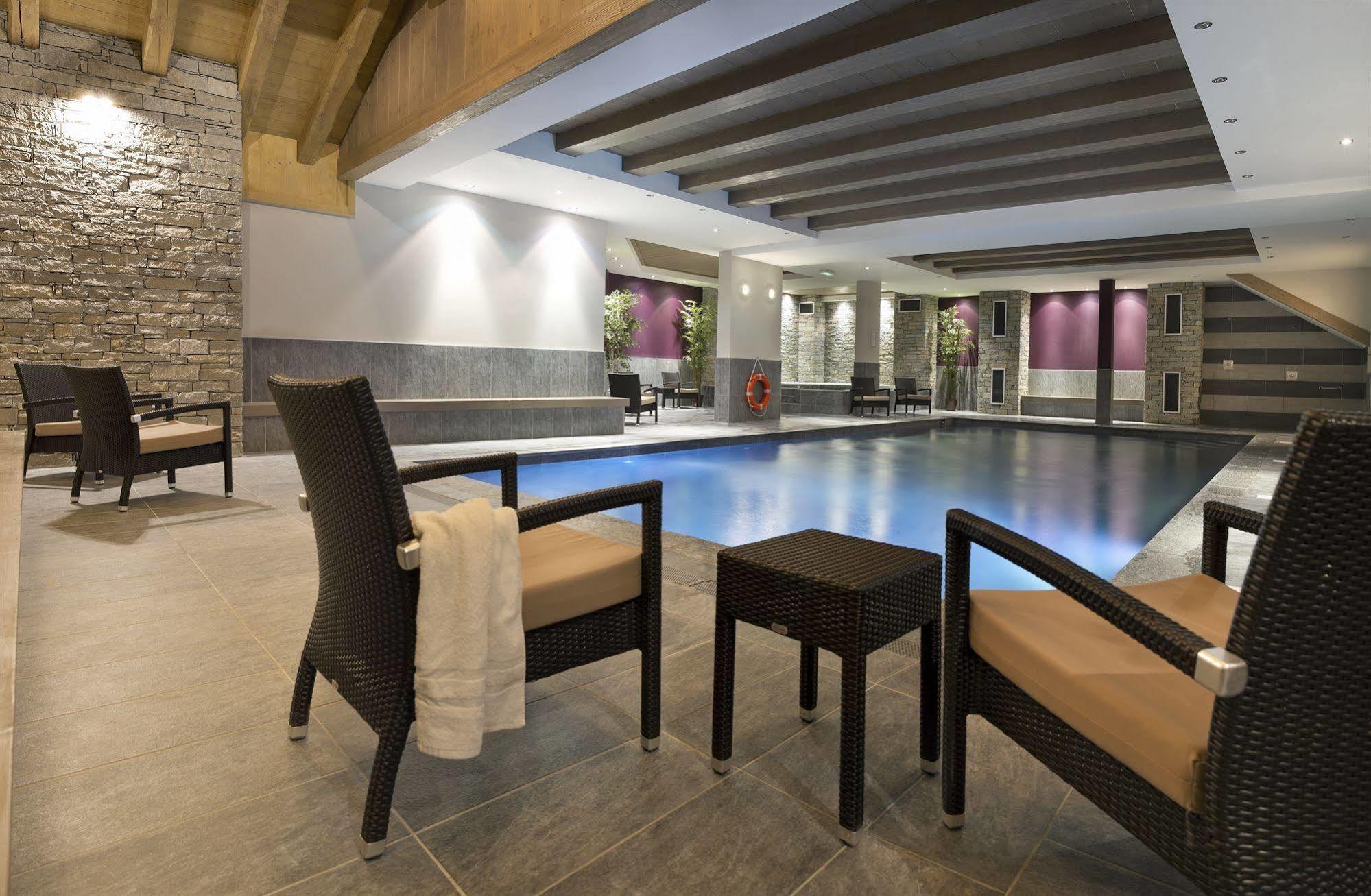 Cgh Residences & Spas Le Chalet Des Dolines Montgenevre Exterior photo